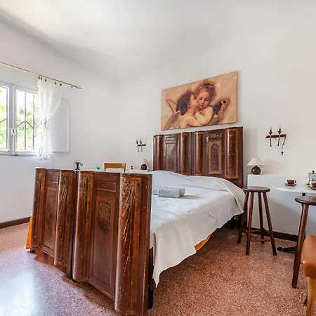 Villa Carbone Oria - Happy